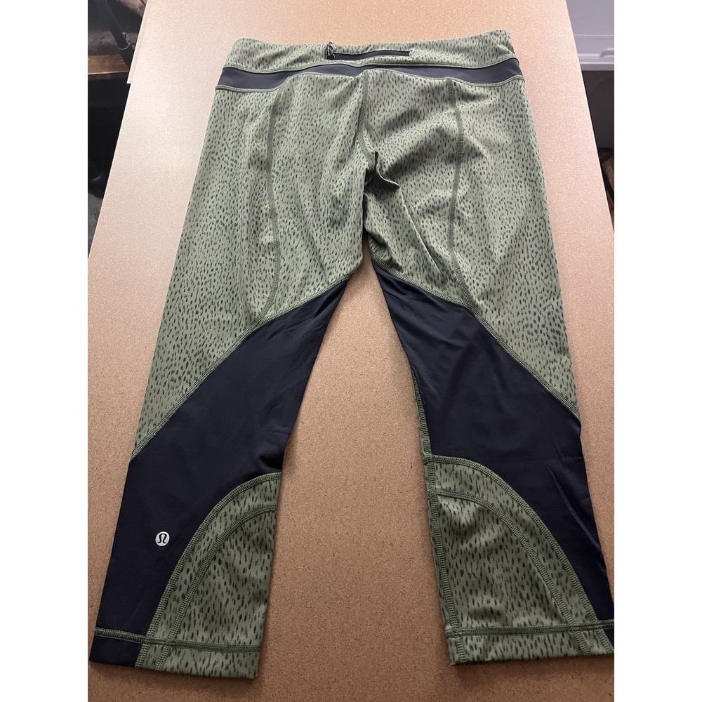 Lululemon Run‎ Inspire Crop II Leggings - Dottie Dash Fatigue Green Black -Sz 10